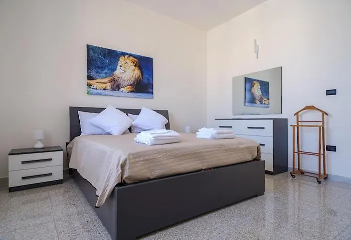 The Queen In Love-ro 度假居 Nardò